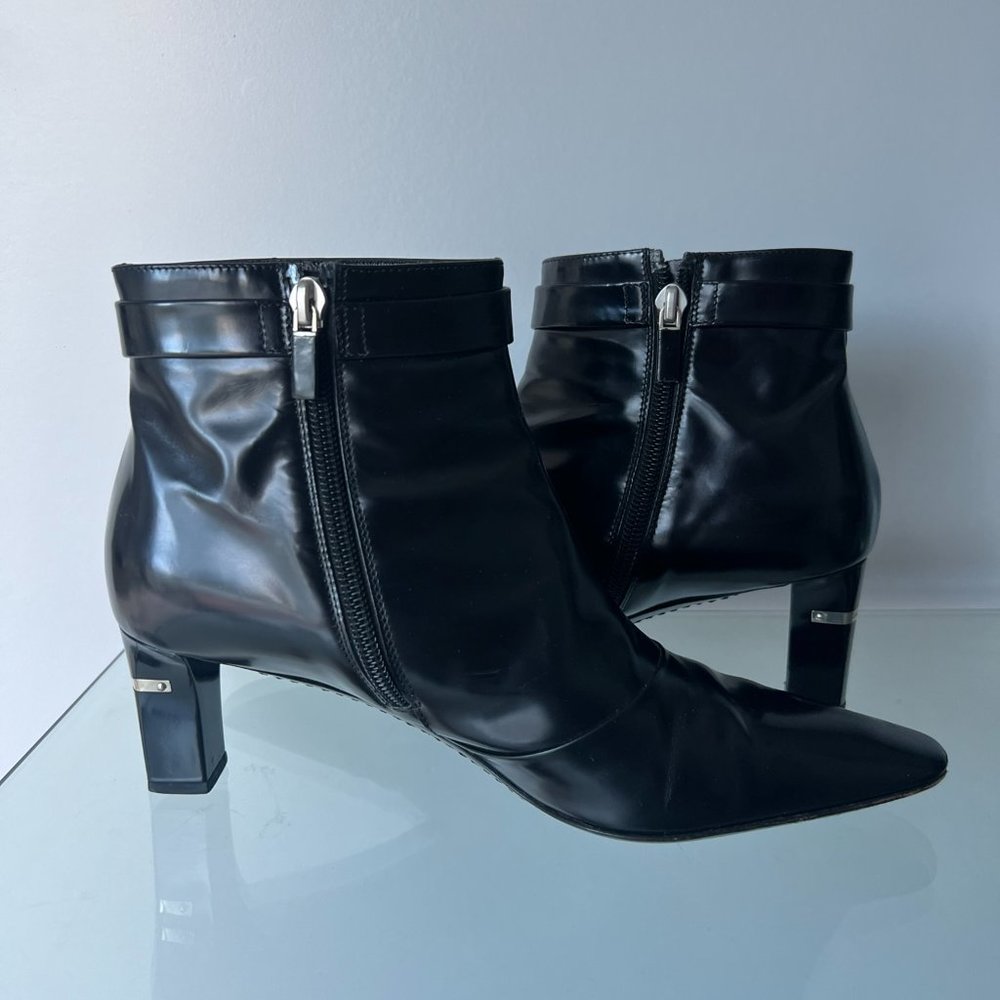 Louis Vuitton Black Short Boots Authentic - Picture 6 of 10